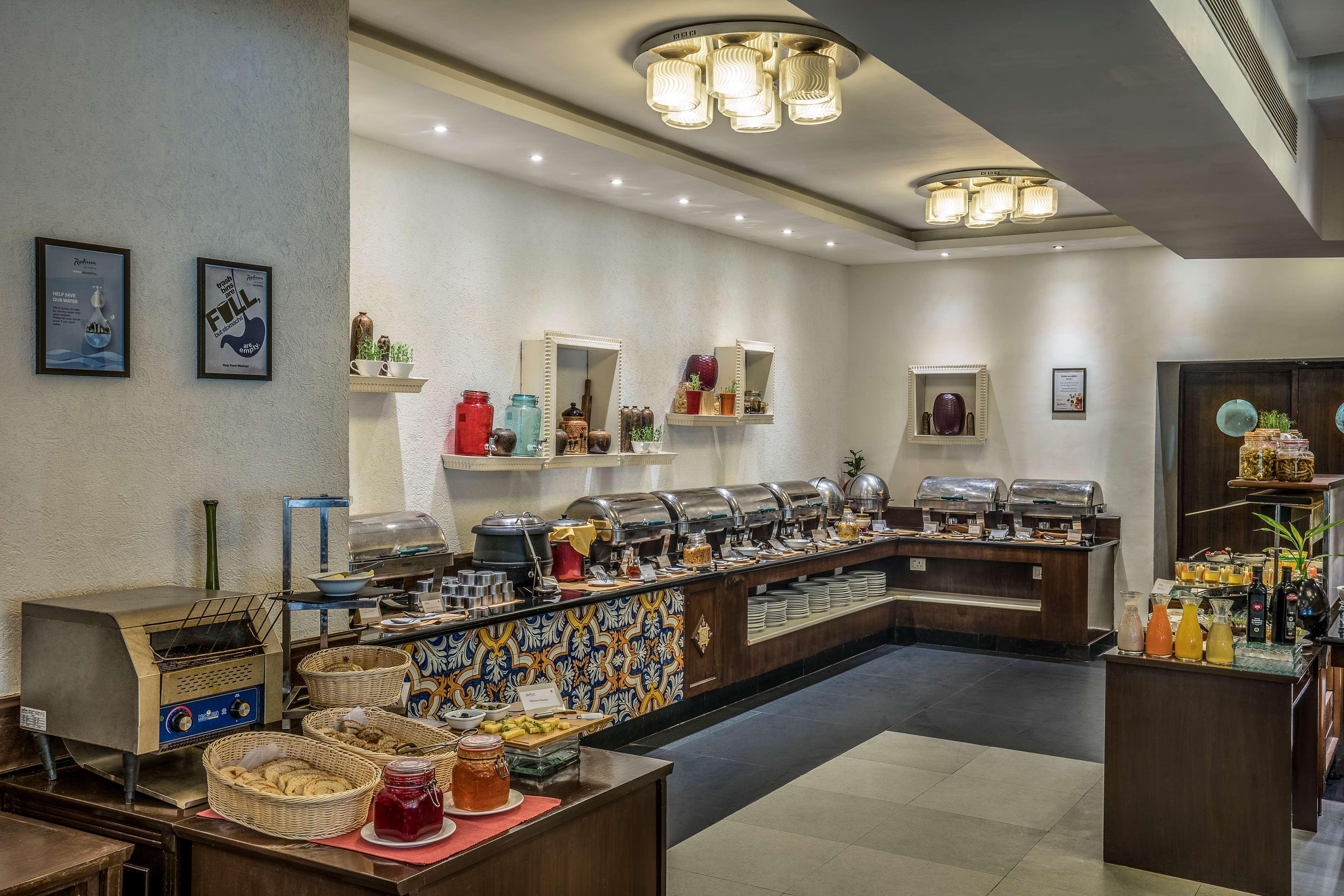 Radisson Goa Candolim Εξωτερικό φωτογραφία
