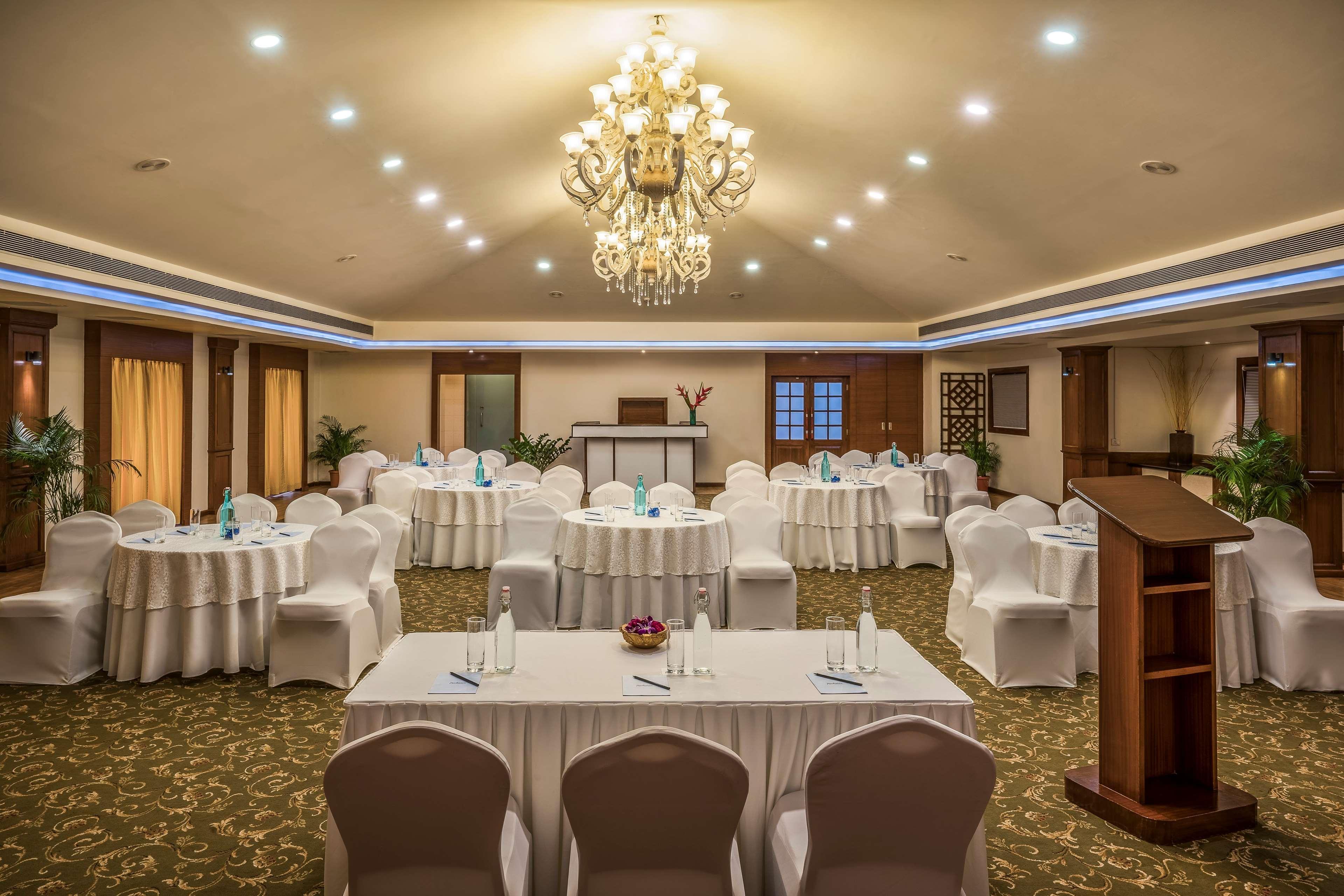 Radisson Goa Candolim Εξωτερικό φωτογραφία