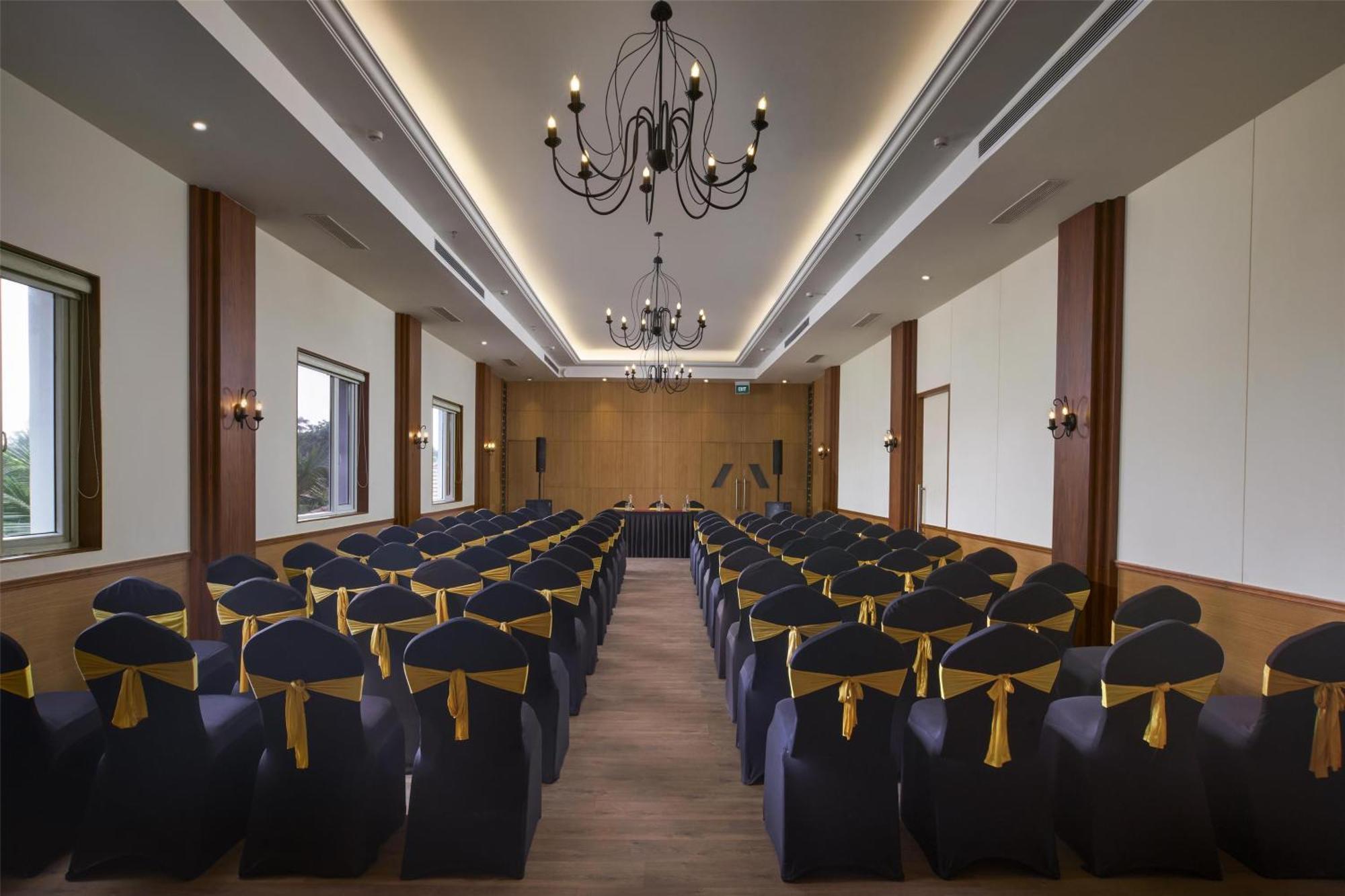 Radisson Goa Candolim Εξωτερικό φωτογραφία